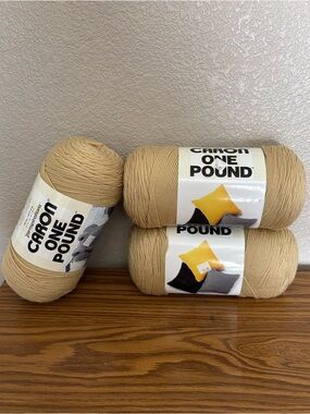 Carbon One Pound Yarn - Tan Beige